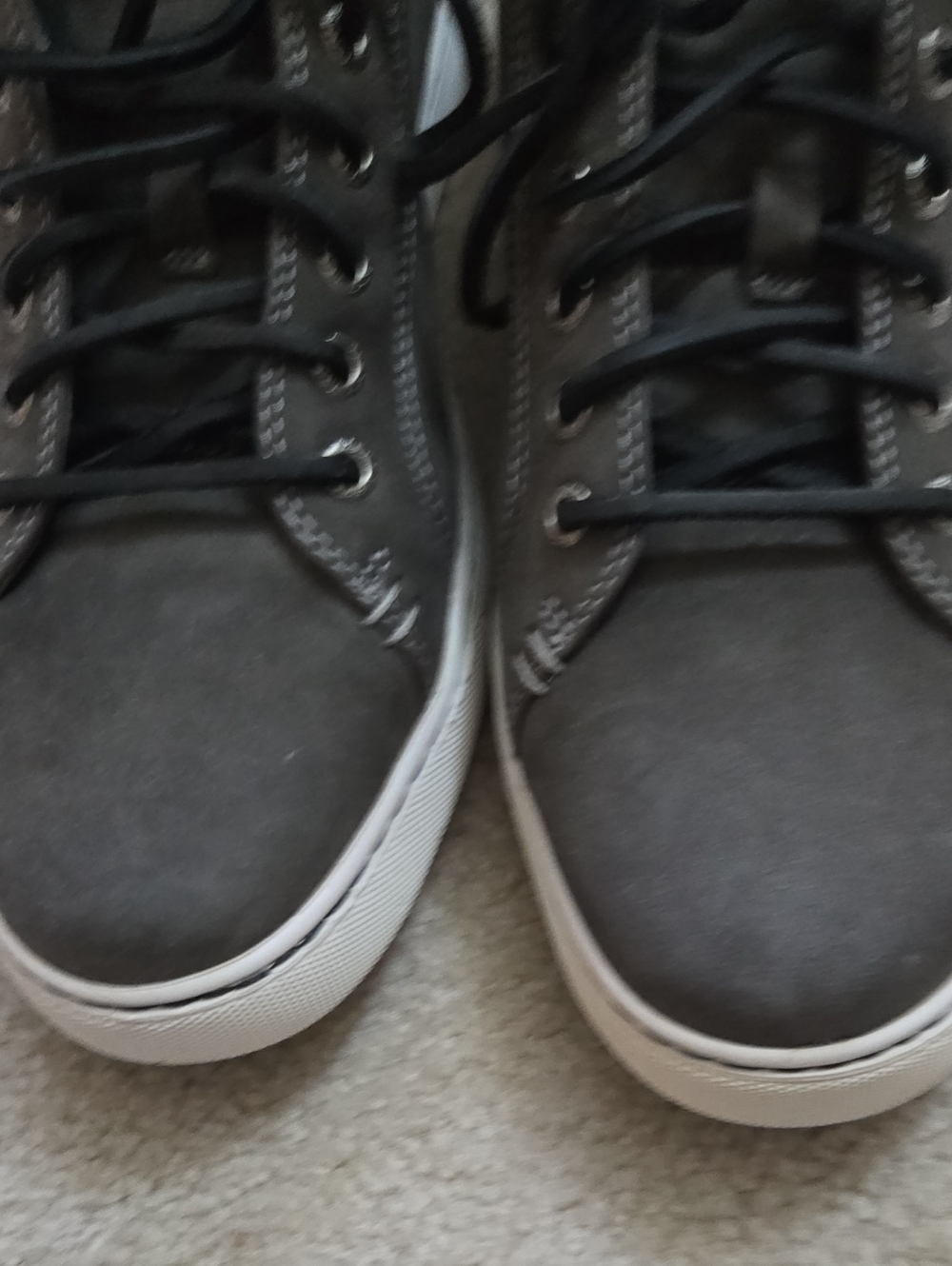 Sperry Men Gtey Sneaker, Not Used. - Picture 5 of 7